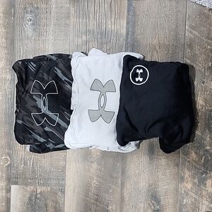 3 Boys Under Armour Hoodie/Pullover